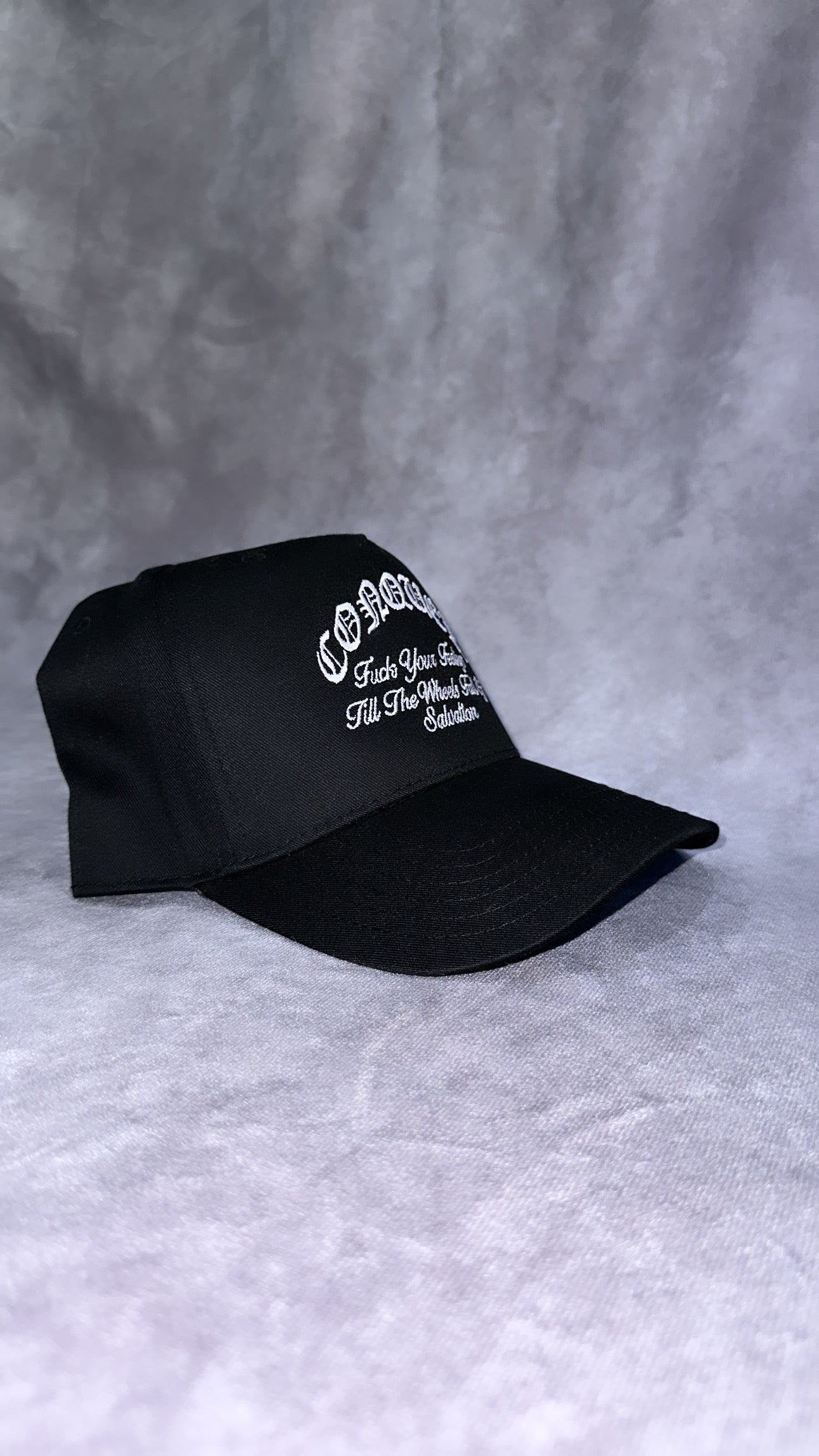 CONQUER SNAPBACK IN BLACK